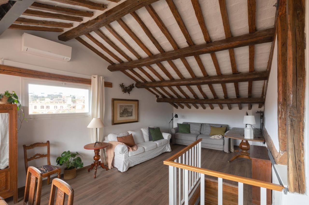 רומא Amazing Penthouse With Terrace And Rooftop In Trastevere מראה חיצוני תמונה
