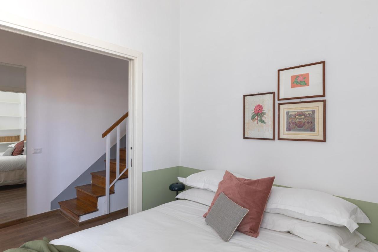 רומא Amazing Penthouse With Terrace And Rooftop In Trastevere מראה חיצוני תמונה