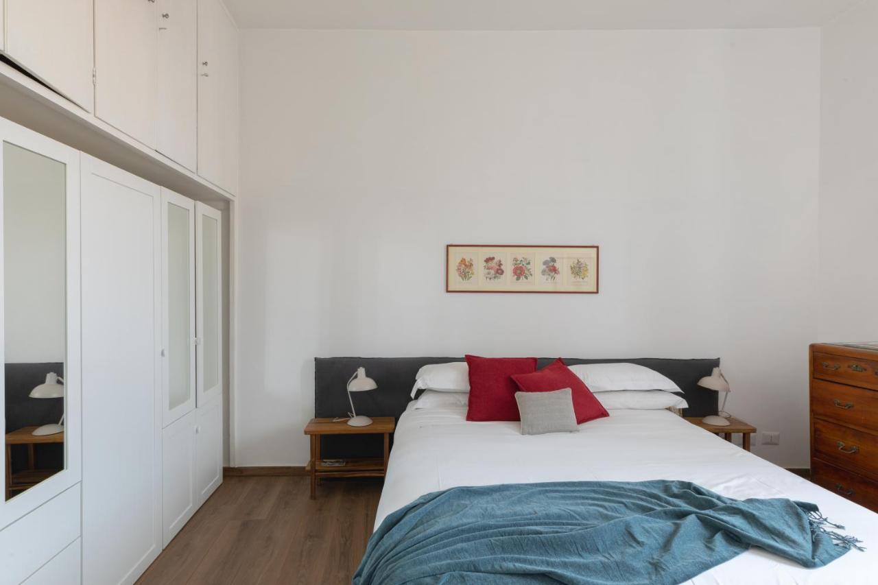 רומא Amazing Penthouse With Terrace And Rooftop In Trastevere מראה חיצוני תמונה