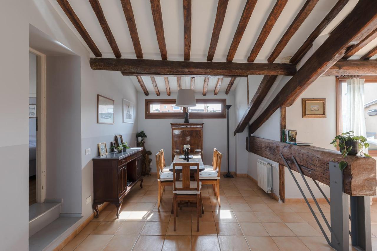 רומא Amazing Penthouse With Terrace And Rooftop In Trastevere מראה חיצוני תמונה