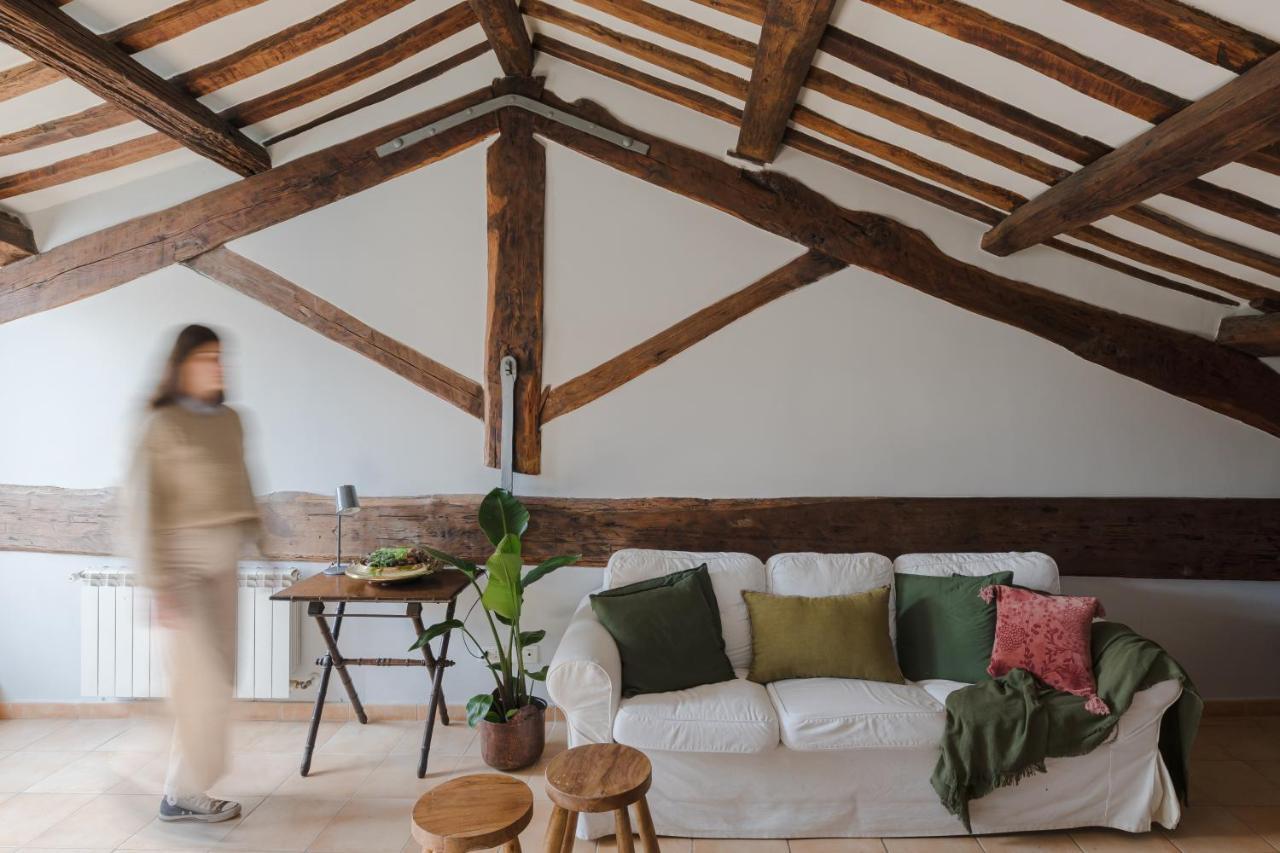 רומא Amazing Penthouse With Terrace And Rooftop In Trastevere מראה חיצוני תמונה