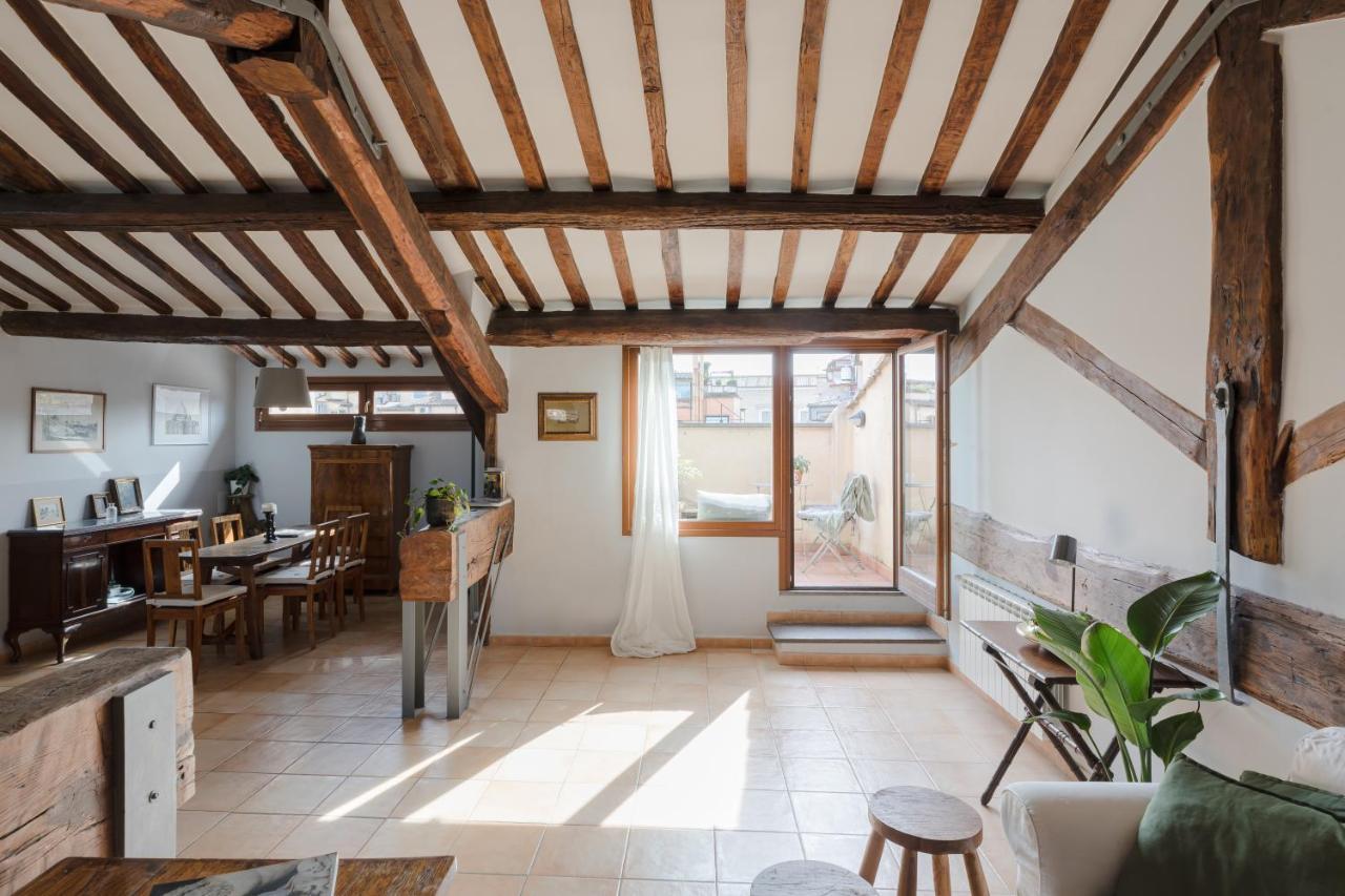 רומא Amazing Penthouse With Terrace And Rooftop In Trastevere מראה חיצוני תמונה