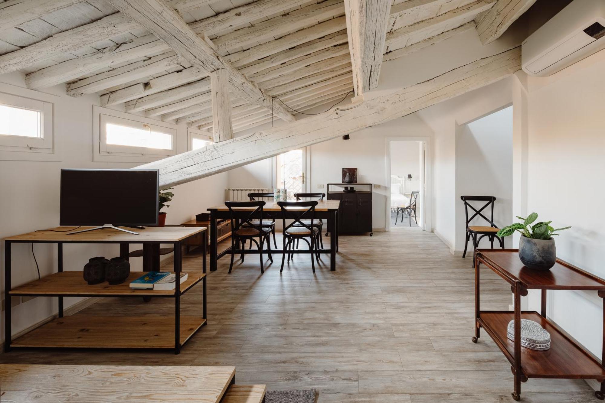 רומא Amazing Penthouse With Terrace And Rooftop In Trastevere מראה חיצוני תמונה